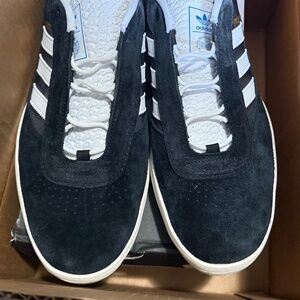Men’s Adidas Puig shoes